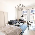 2Ndhomes Luminous Studio With Great Location