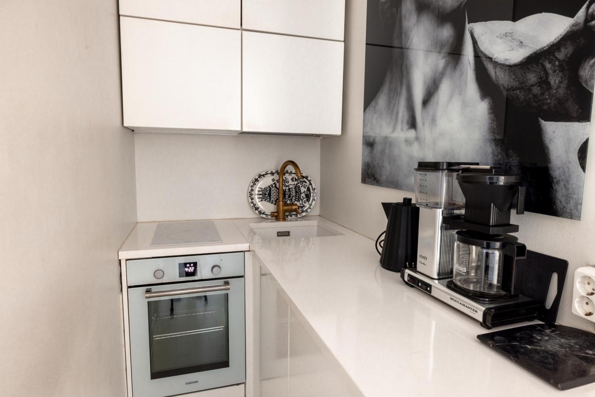 2ndhomes Luminous With Great Location Apartment *